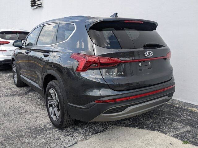 2021 Hyundai Santa Fe SE