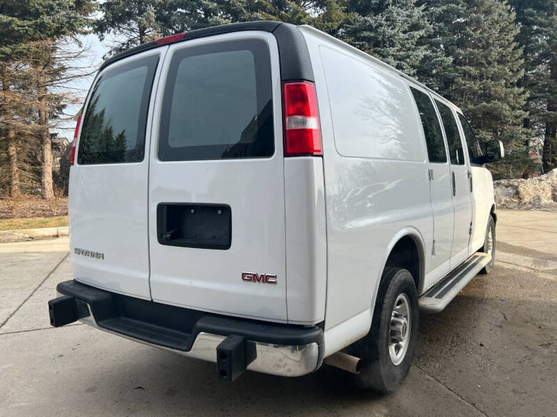2024 GMC Savana 2500