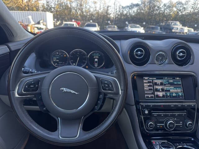 2015 Jaguar XJL Portfolio