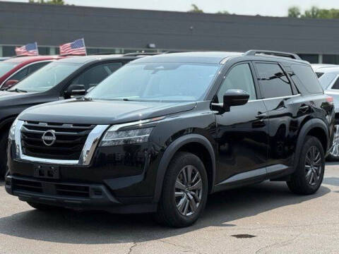 2022 Nissan Pathfinder SV