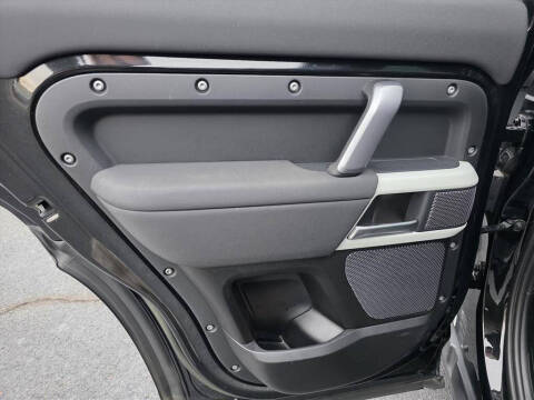 2023 Land Rover Defender 110 X-Dynamic SE