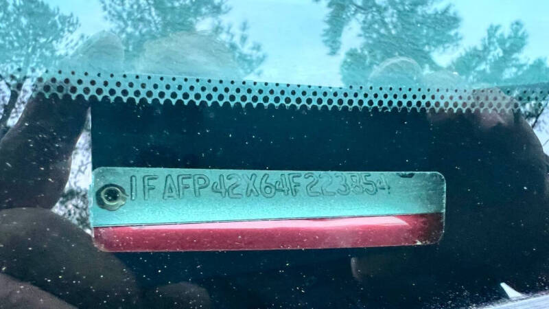 2004 Ford Mustang GT Deluxe