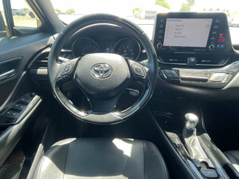 2019 Toyota C-HR XLE