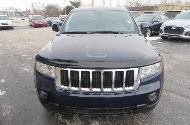 2012 Jeep Grand Cherokee null photo 33