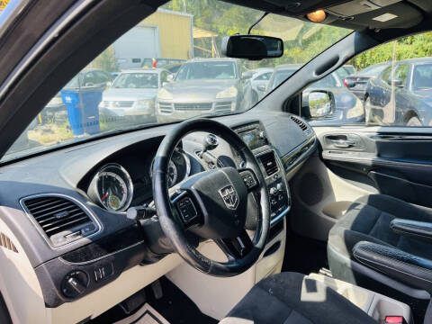 2016 Dodge Grand Caravan SE Plus