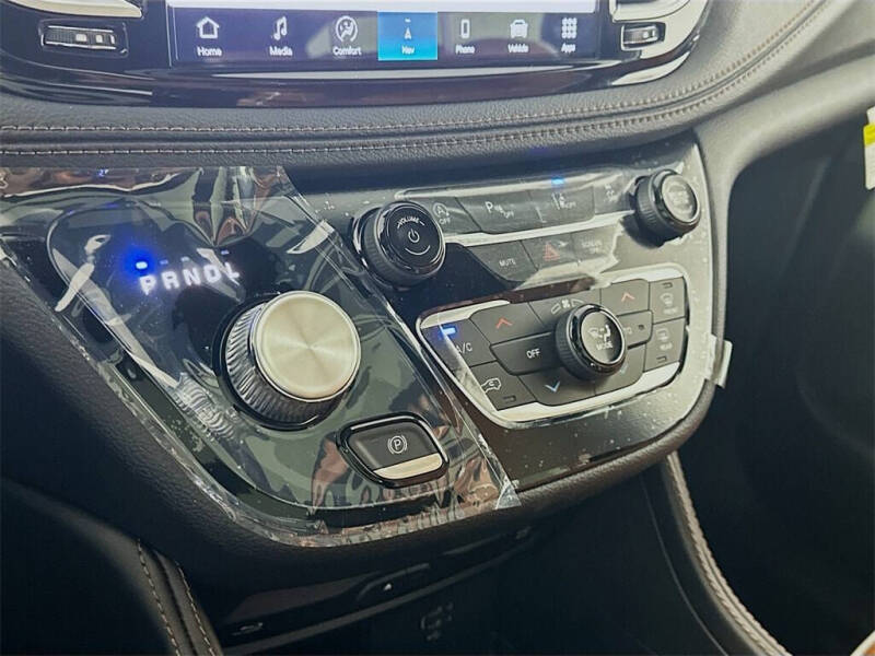 2026 Chrysler Pacifica Pinnacle