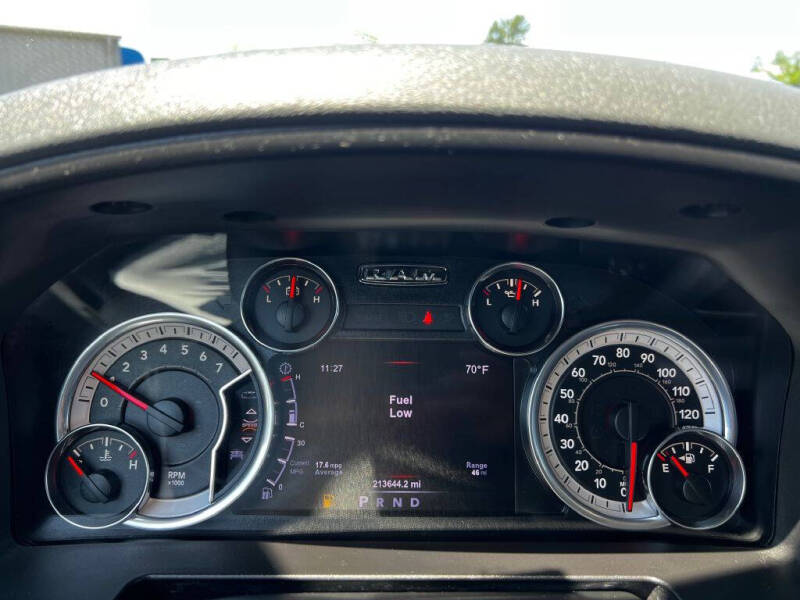 2017 RAM 1500 SLT