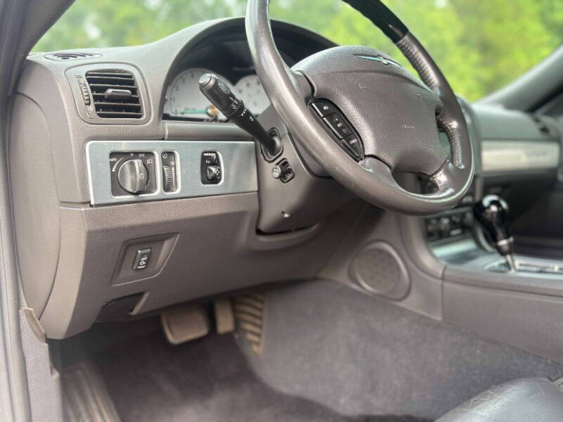 2002 Ford Thunderbird Deluxe