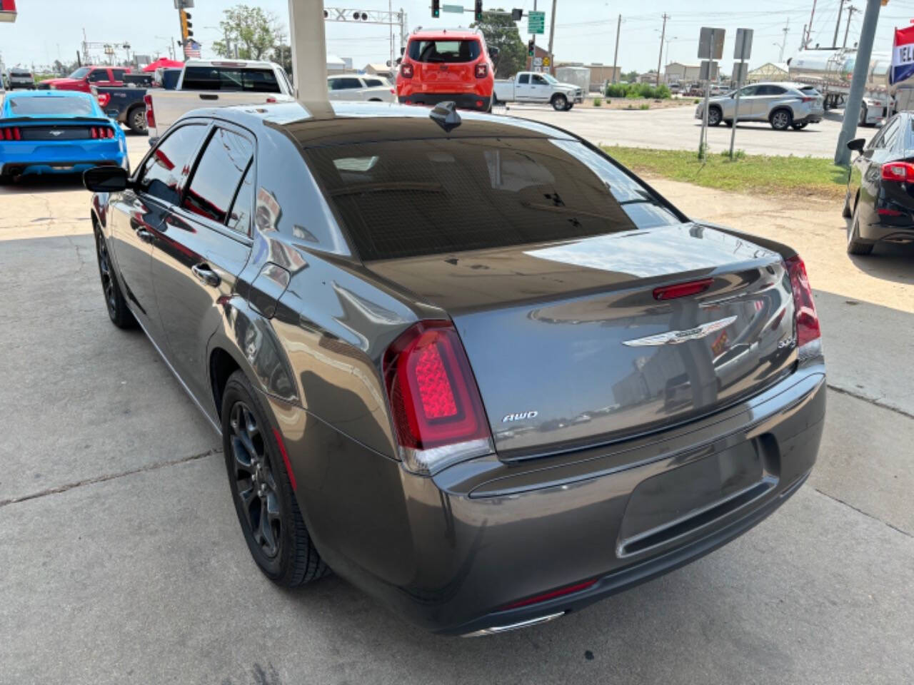 2019 Chrysler 300 for sale at Kansas Auto Sales in Ulysses, KS