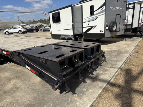 2023 Stryker Trailers 40' Gooseneck