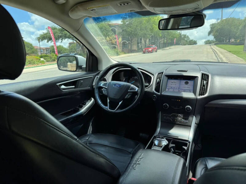 2019 Ford Edge SEL