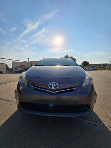 2012 Toyota Prius v Three