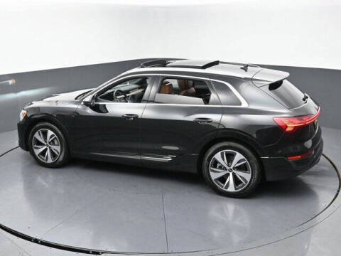 2024 Audi Q8 e-tron quattro Premium Plus