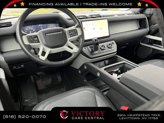 2022 Land Rover Defender 110 X-Dynamic SE