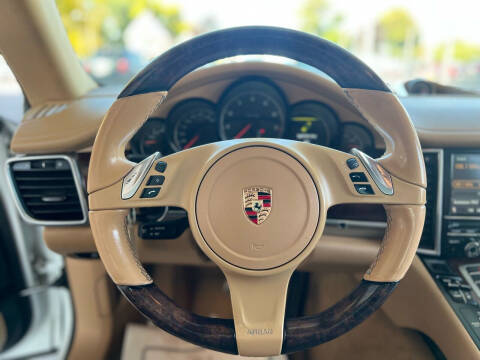 2013 Porsche Panamera