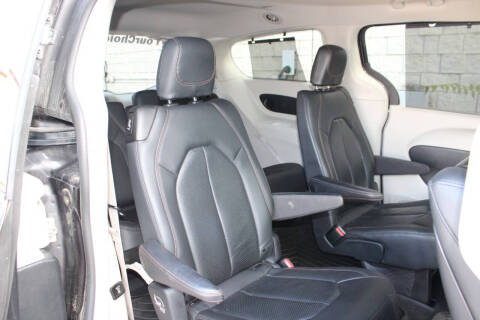 2019 Chrysler Pacifica Touring L Plus