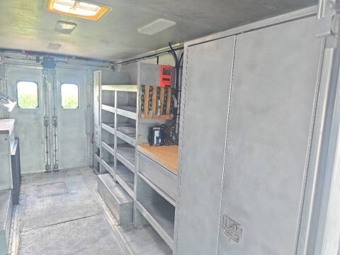 2015 Freightliner MT45 Chassis