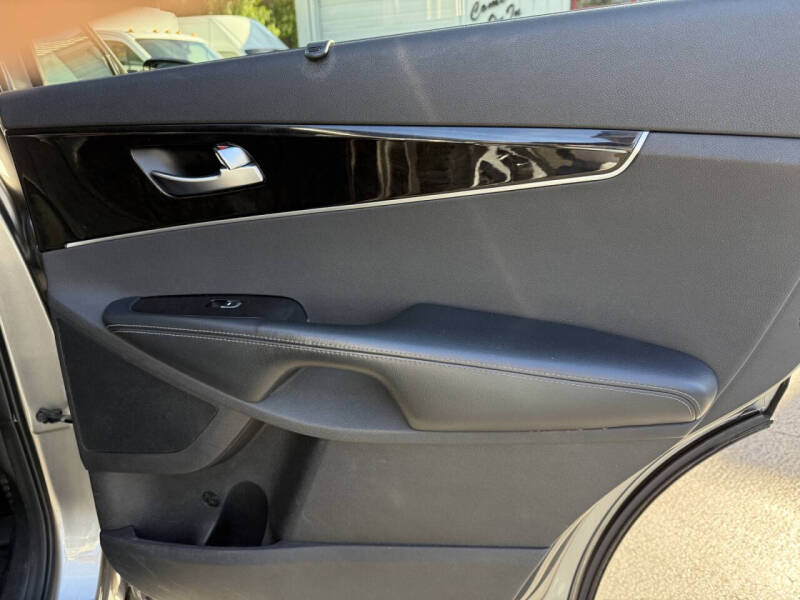 2017 Kia Sorento EX V6