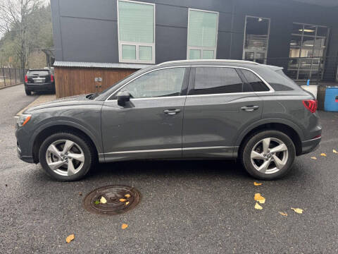 2020 Audi Q3 quattro Premium 45 TFSI