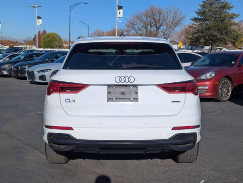 2021 Audi Q3 quattro S line Premium 45 TFSI