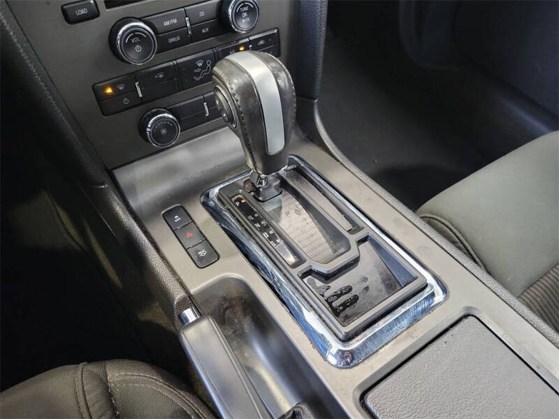 2013 Ford Mustang V6