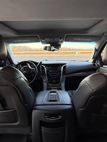 2016 Cadillac Escalade ESV Luxury Collection