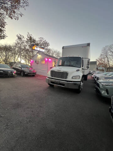 2014 Freightliner M2 106