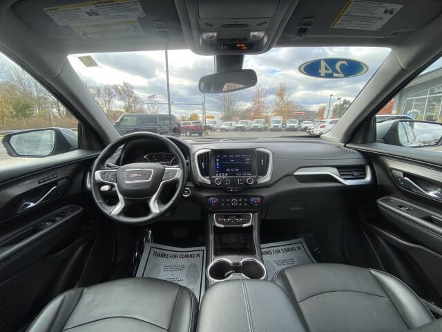 2024 GMC Terrain SLT