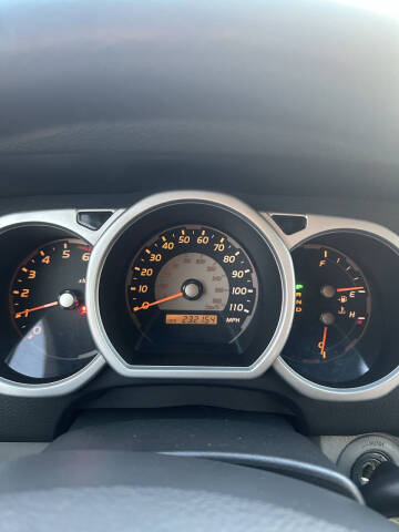 2004 Toyota 4Runner SR5