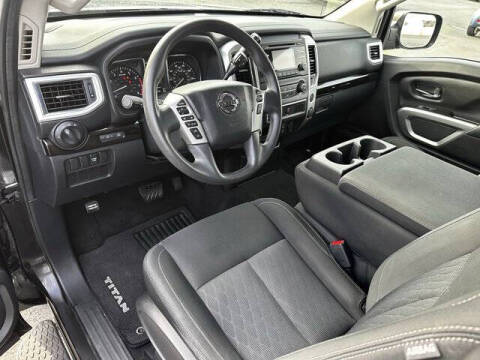 2017 Nissan Titan Platinum Reserve