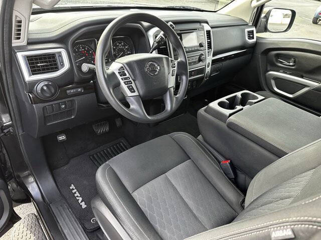 2017 Nissan Titan Platinum Reserve