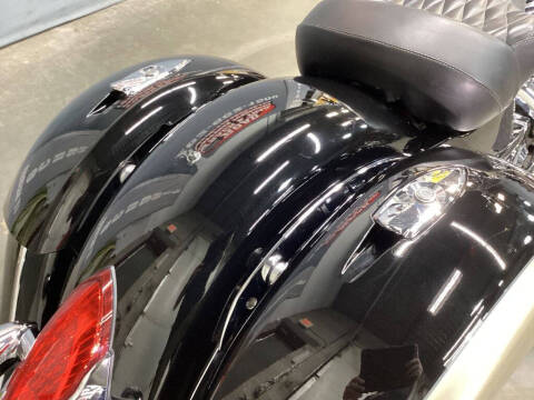 2021 Indian Motorcycle® Springfield® Thunder Blac