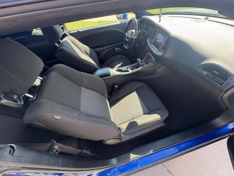 2021 Dodge Challenger SXT