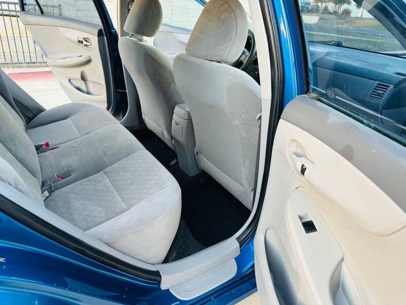 2009 Toyota Corolla LE