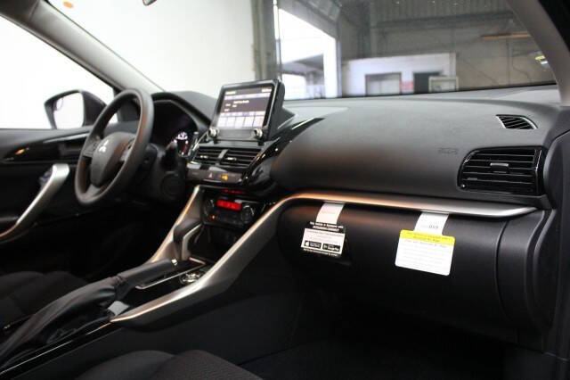 2026 Mitsubishi Eclipse Cross LE