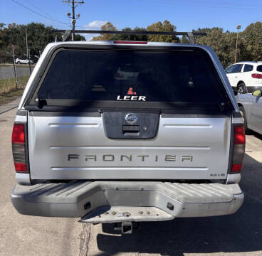 2004 Nissan Frontier XE-V6