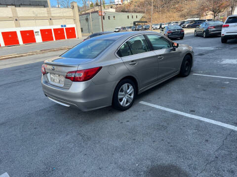 2017 Subaru Legacy 2.5i