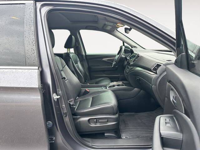 2022 Honda Pilot SE
