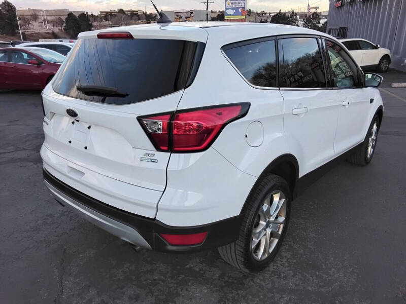 2019 Ford Escape SE