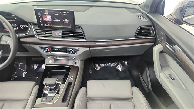 2024 Audi Q5 Sportback quattro S line Prem Plus 45 TFSI