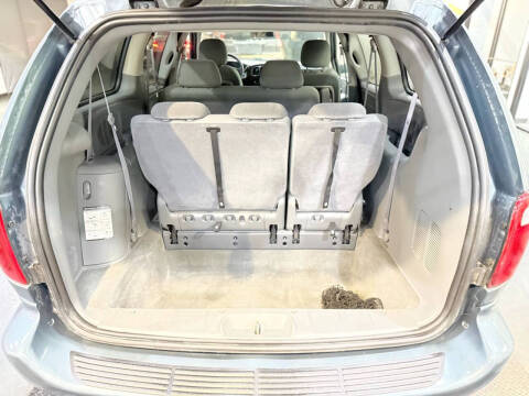 2006 Dodge Grand Caravan SE