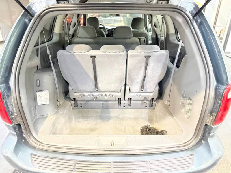 2006 Dodge Grand Caravan SE