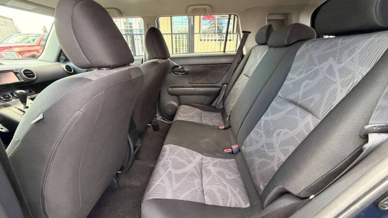 2015 Scion xB