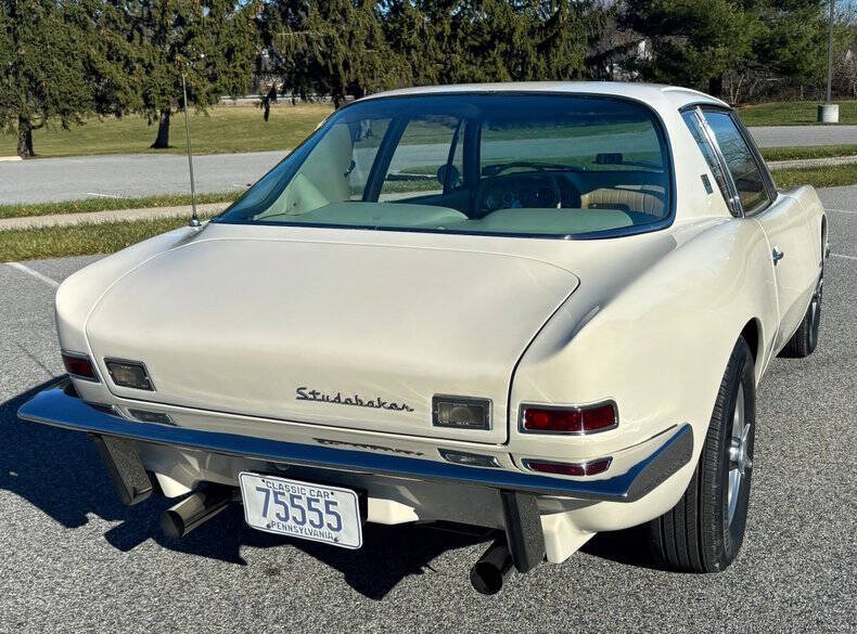 1963 Studebaker Avanti