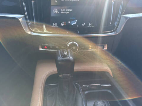 2018 Volvo S90 T5 Momentum