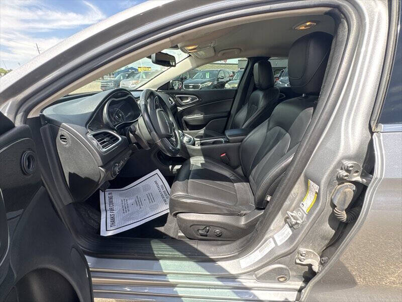 2015 Chrysler 200 C