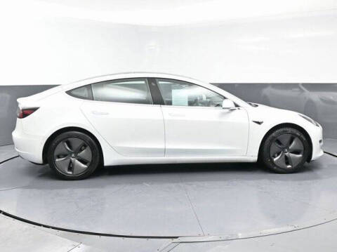 2019 Tesla Model 3 Standard Range Plus