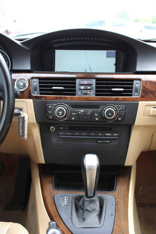 2011 BMW 3 Series 328i