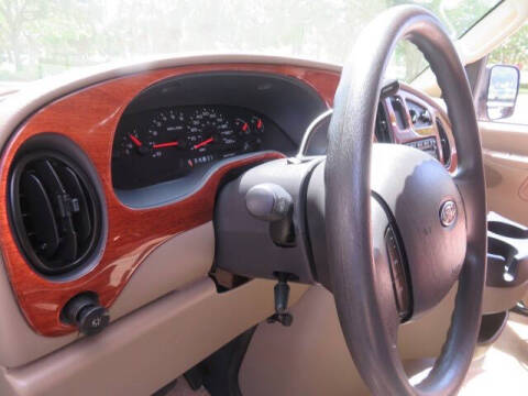 2006 Ford E-Series E-350 SD