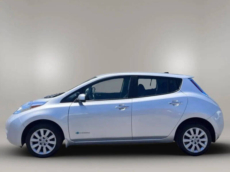 2014 Nissan LEAF S